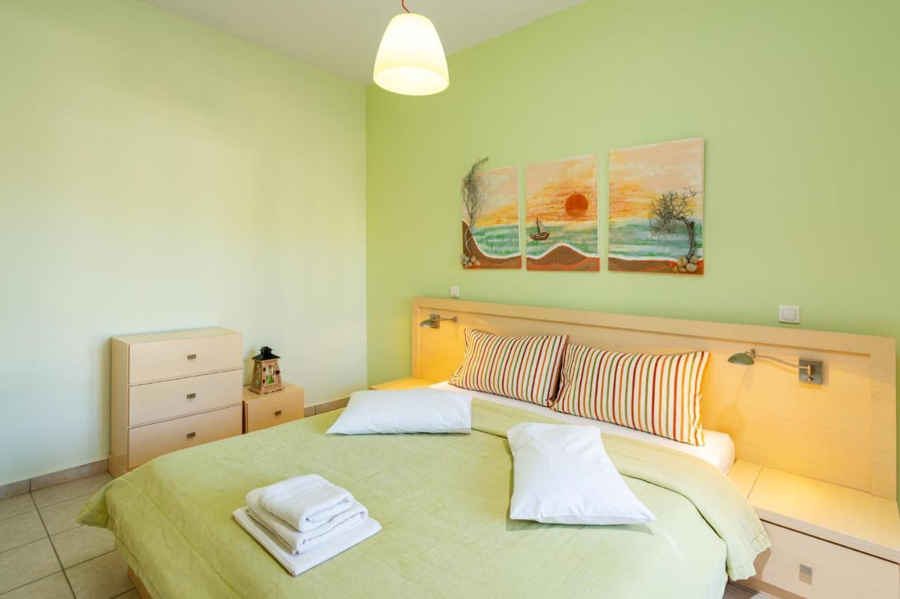 Georgia'S Apartments Kouremenos Beach Anevato Екстер'єр фото